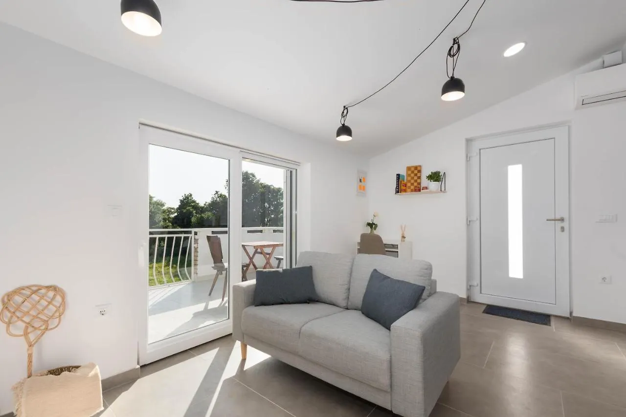 Apartment Eros Sisan