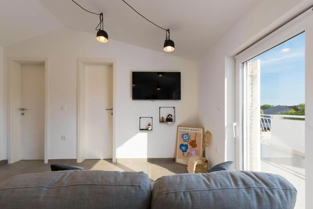 Apartment Eros Sisan